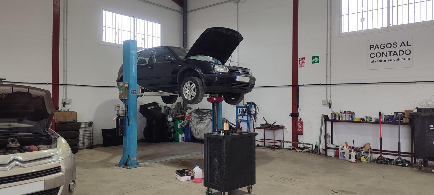 Galeria taller Autoreparaciones CR 3